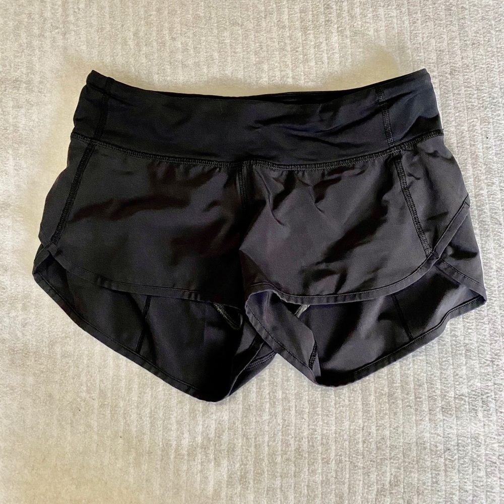 Lululemon Shorts size 4